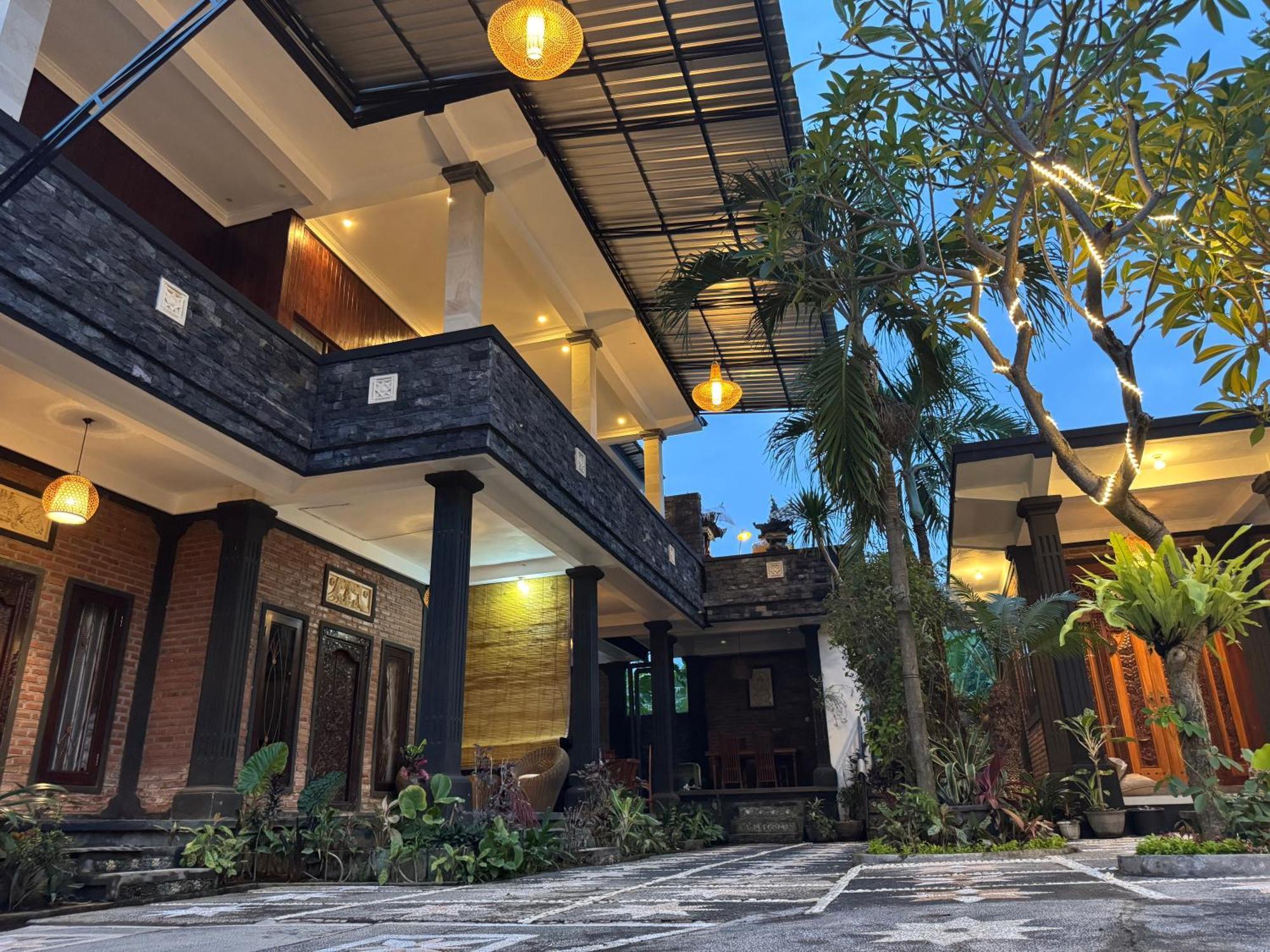 Murni'S House Ловина Экстерьер фото